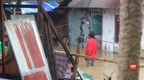 VIDEO: Banjir Rendam Ratusan Rumah di Makassar