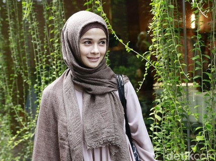 Pesan Menyentuh Jihan Fahira untuk Putri Sulungnya, Lana