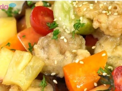 Resep Ayam Crispy Saus Asam Manis, Menu Makan Seenak di Restoran