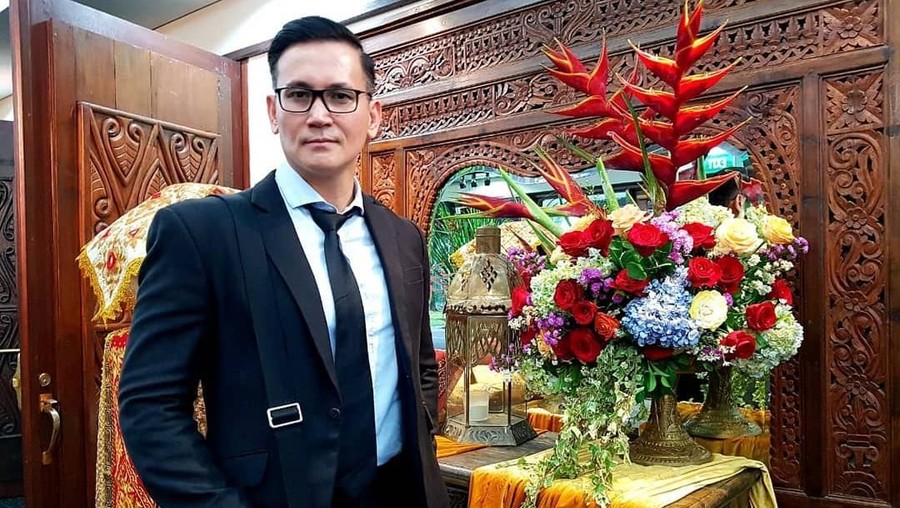 Kenal dengan Pacar Dewi Rezer, Marcelino: I'm Happy for Them Mengaku kenal dengan pacar Dewi Rezer, Marcelino Lefrandt mengaku bahagia dengan hubungan asmara mereka.