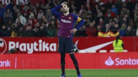 Pique: Barcelona Sulit Juara Liga Champions Musim Ini