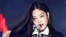 Hadiri acara Gaon Chart Music Awards 2019&comma; BLACKPINK bawa pulang piala Artist of the Year&period; Berikut enam pesona BLACKPINK saat tampil di ajang tersebut&period;