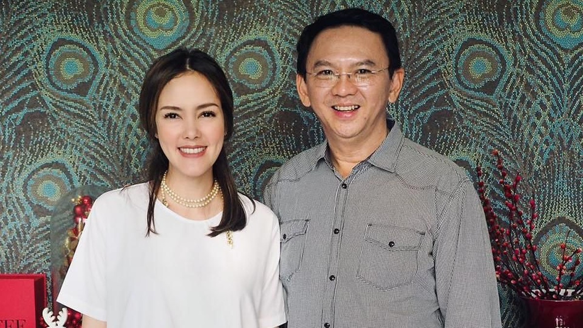 Hari ini&comma; Kamis &lpar;24&sol;1&rpar;&comma; Basuki Tjahaja Purnama atau Ahok 'BTP' resmi bebas dari penjara&period; Berikut enam seleb ini pernah berfoto bersama dengan Ahok&period;