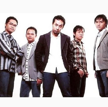 Lirik Lagu Selamat Malam Dunia - Jikustik