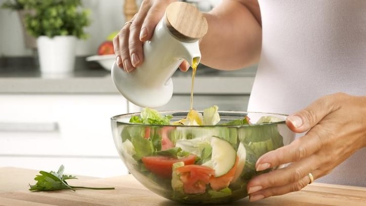 Ingin diet, Bun? Coba rutin konsumsi enam makanan ini ya.
