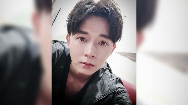 Aloysius Pang merupakan aktor Singapura yang menjadi teknisi senjata saat wamil di Selandia Baru.