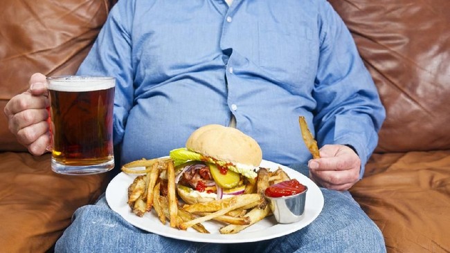 Banyak makanan yang ternyata bisa membuat berat badan meningkat hingga mengalami obesitas, di antaranya gula dan tepung.