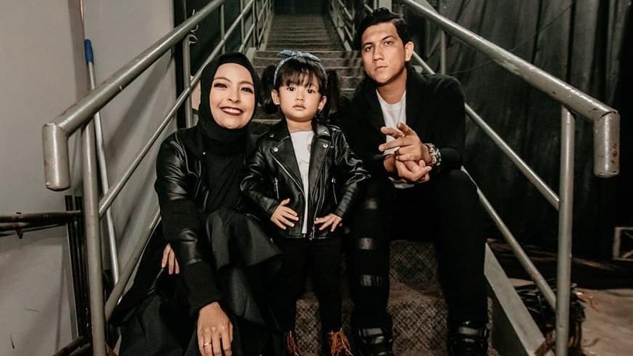 Akan masuki usia tiga tahun, putri Tantri Kotak, Karanada Medina Tanarda, mulai menyukai dunia musik.