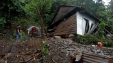 FOTO: Duka Warga Gowa Akibat Banjir dan Longsor Seiring curah hujan yang tinggi sejak awal pekan ini, bencana banjir dan longsor terjadi di Kabupaten Gowa, Sulawesi Selatan.