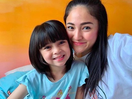 Cara Marshanda Jelaskan Perceraiannya ke Sang Putri, Sienna