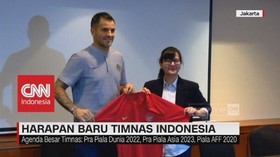 Resmi Dikontrak PSSI, ini Target Pelatih Simon McMenemy