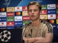 Sang Ibu: De Jong ke Barcelona Bukan Semata karena Uang