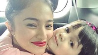 <p>Sehat dan kompak selalu ya, anak manis juga bunda tersayang. (Foto: Instagram/ @marshanda99)</p>