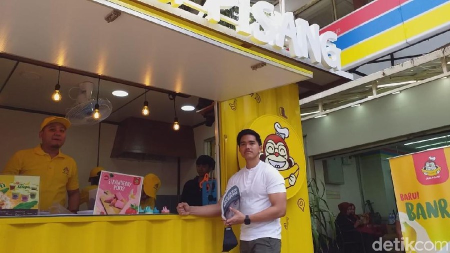 Kaesang Pangarep Buka 2 Gerai Sang Pisang Sekaligus