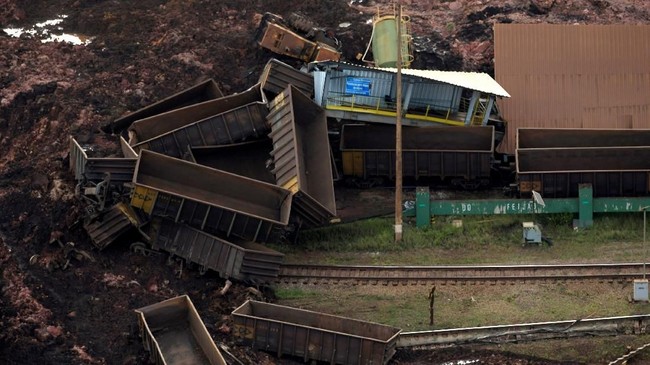 Puluhan meninggal dunia dan ratusan orang dinyatakan masih hilang dalam bendungan yang runtuh di tambang di Vale, Brasil.