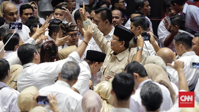 Deklarasi dukungan kepada pasangan nomor urut 02, Prabowo-Sandiaga ini diklaim diikuti 4.000 alumni dari 115 perguruan tinggi se-Indonesia.