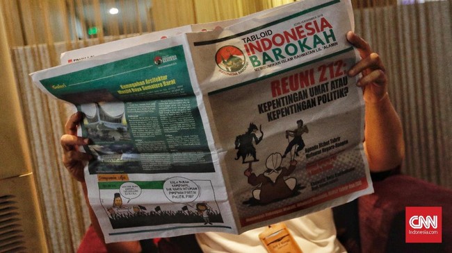 Sudirman Said menyambut baik instruksi Ketua Umum Dewan Masjid Indonesia Bapak Jusuf Kalla untuk membakar tabloid Indonesia Barokah jika sampai ke ranah masjid.