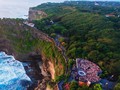 Santai di Bibir Tebing Uluwatu