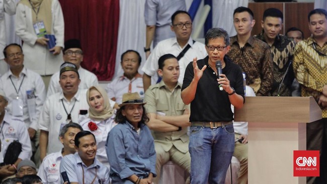 Waketum Gerindra kecam Rocky Gerung yang mengkritik Jokowi dengan diksi yang dinilainya kasar di hadapan sejumlah buruh Kota Bekasi.