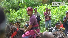VIDEO: Rio Dewanto Terpesona Alam Sumba Barat