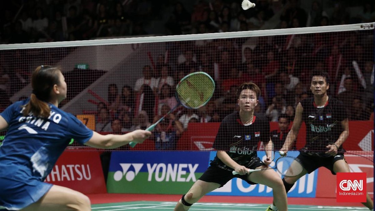 FOTO: Aksi Terakhir Liliyana Natsir di Lapangan Bulutangkis