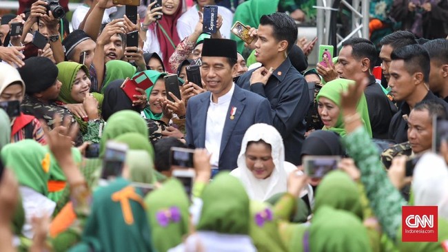 Presiden Jokowi dalam peringatan Harlah Muslimat NU ke-73 menginginkan Islam moderat terus digaungkan. Ia juga ingin sikap toleransi antar masyarakat dijaga.
