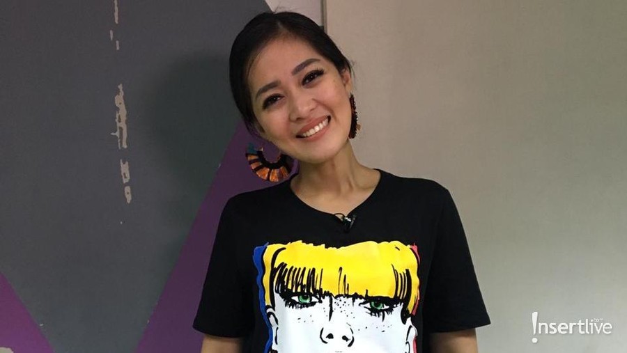 Gracia Indri mengaku sangat bahagia karena harapanya terkabul dengan dapat merayakan ulang tahun bersama ibu dan adiknya.