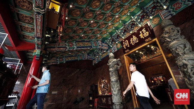 FOTO: Altar Sembahyang di Sudut Tanah Abang