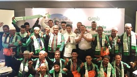 60 Pengemudi Grab Dilepas Umrah ke Tanah Suci