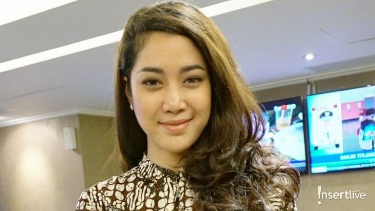7 Artis Indonesia yang Pernah Alami Pelecehan Seksual Beberapa artis Indonesia juga pernah mengalami pelecehan seksual.