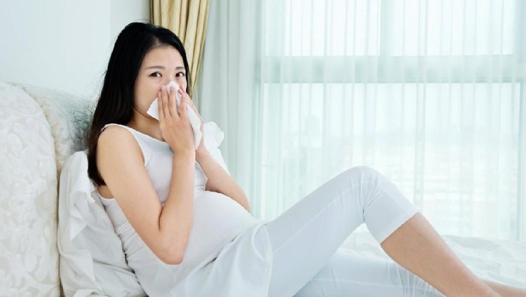 Banyak terjadi perubahan secara hormonal, psikologi dan fisik pada ibu hamil. Salah satunya adalah reaksi alergi.