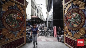 FOTO: Altar Sembahyang di Sudut Tanah Abang