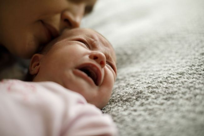 kenapa bayi sering menangis di malam hari