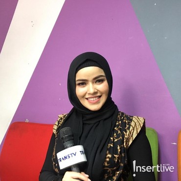 Mantap Berhijab, Siti Liza Kebanjiran Job