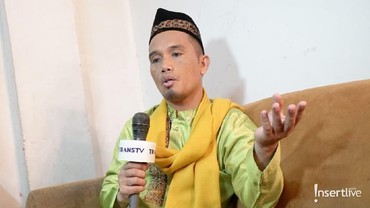 img-title Pasca Kepergian Istri, Ustaz Maulana Tak Mau Jauh dari Anak