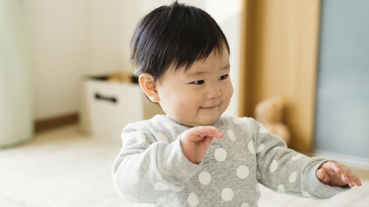 Cantik dan Unik, 15 Nama Bayi Perempuan Berawalan 'Qu' Bunda, nggak ada salahnya kita cari inspirasi nama bayi perempuan dengan awalan 'Qu'. Cantik dan unik lho.