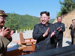 Kim Jong-un Tak Berhenti Kembangkan Nuklir