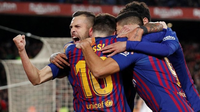 FOTO: Barcelona Hancurkan Sevilla