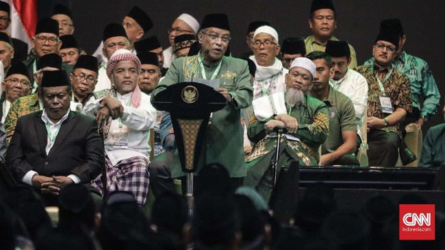 Ketua PBNU Said Aqil Siradj mengatakan musyawarah nasional NU akan digelar tiga hari membahas empat hal dari nasionalisme hingga monopoli perdagangan.