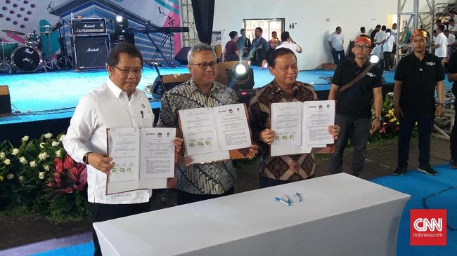 Menteri Komunikasi dan Informatika (Menkominfo) Rudiantara menyatakan bakal menutup akun media sosial dan situs penyebar hoaks terkait Pemilu 2019.