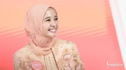 Lima Inspirasi Hijab Artis yang Super Modis!