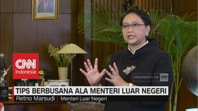 Tips Berbusana ala Menteri Luar Negeri