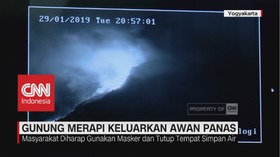 Gunung Merapi Keluarkan Awan Panas