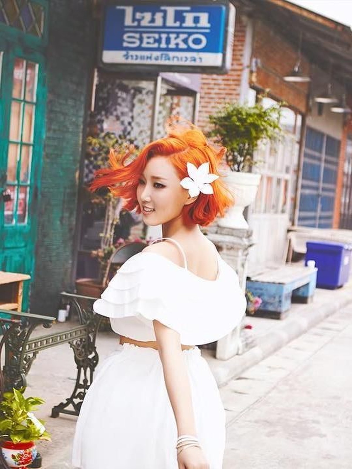 Akan melakukan debut solo&comma; intip enam gaya Hwasa MAMAMOO yang dikenal sebagai idol seksi di Korea Selatan&period;