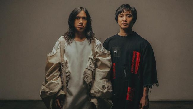 Gitaris Gerald Situmorang berkolaborasi dengan pianis Sri Hanuraga dalam album kolaborasi 'META' yang memakan proses bertahun-tahun.