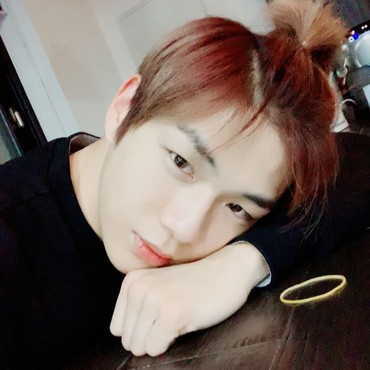 Usai Instagram, Kang Daniel Buat Akun Twitter