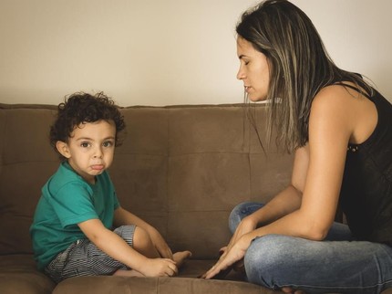 Dampak Stres yang Dialami Ibu Saat Mengasuh Anak