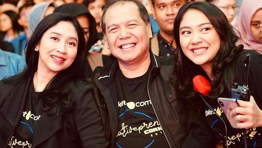 Chairul Tanjung memberikan motivasi kepada para pengusaha muda dalam acara Creative Preneur.