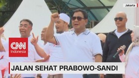 Ribuan Relawan Ikuti Jalan Sehat Prabowo-Sandi
