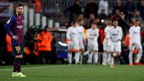 Final Copa del Rey: Messi Bikin Pelatih Valencia Pusing